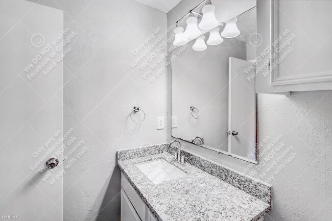 Building Photo - 3 br, 2 bath House - 58 Artesian Oaks Dr