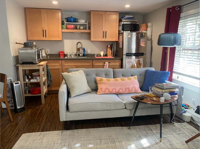 Building Photo - 80 Venus St