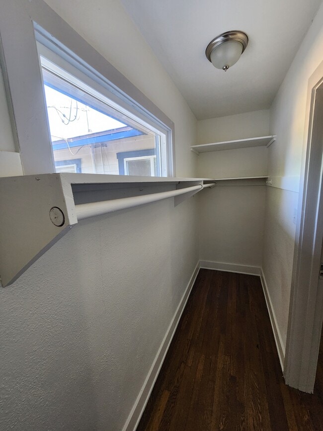 bedroom 2 - closet - 1622 S Campbell Ave