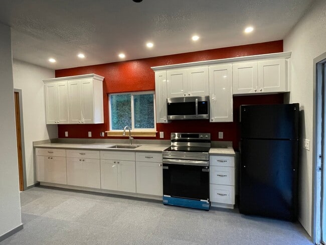 Building Photo - 12570 Mays Canyon Rd