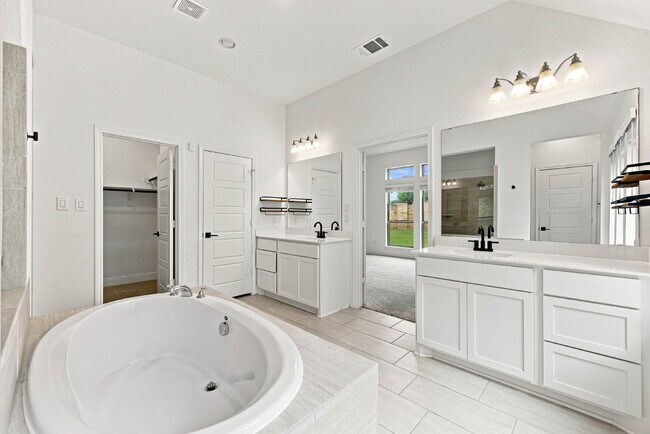 Building Photo - 12653 Dragonfly Ln