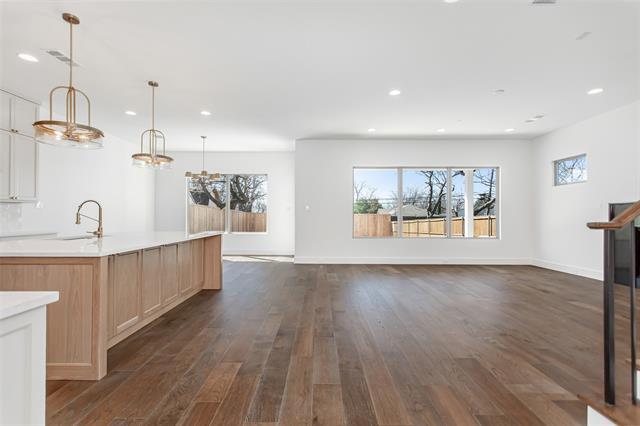 Building Photo - 1107 Mt Auburn Ave