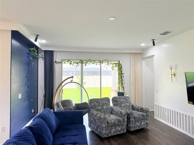 Building Photo - 11131 Sundrift Dr
