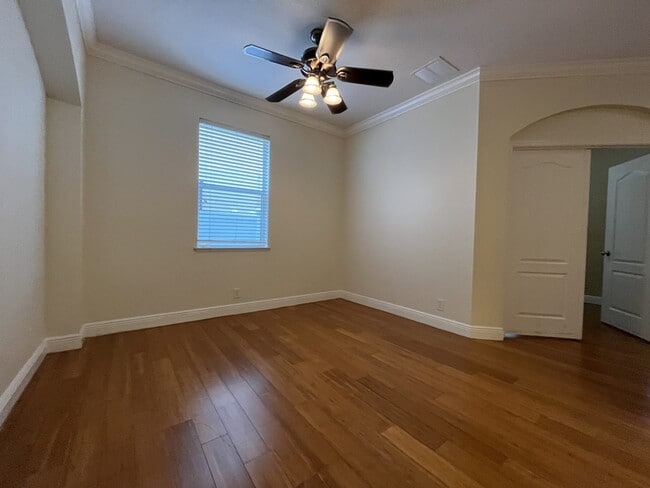 Building Photo - 2825 Whistlewood Dr