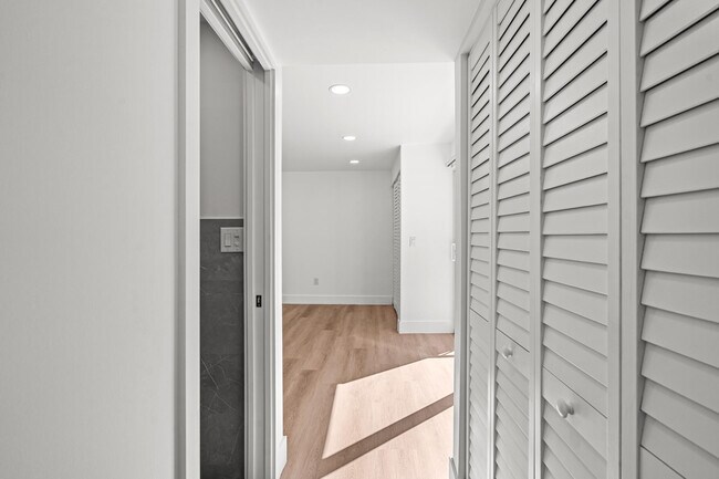 Building Photo - 22188 Boca Rancho Dr