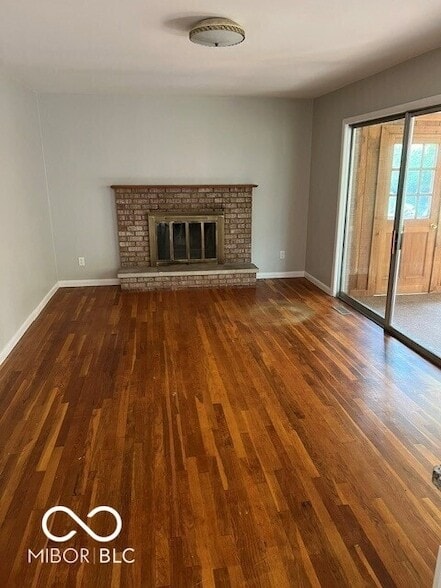 Building Photo - 628 Ash Dr