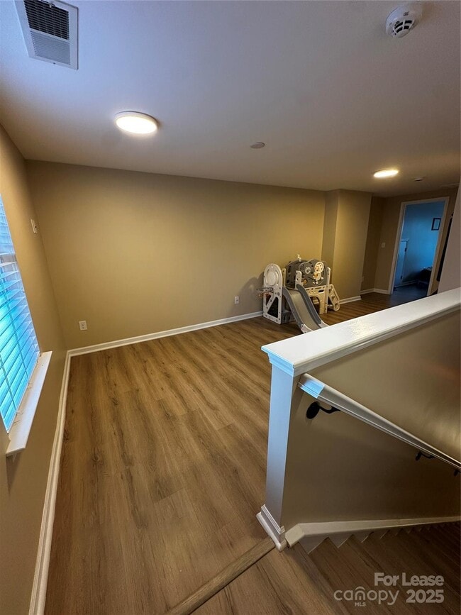 Building Photo - 10031 Goose Landing Dr