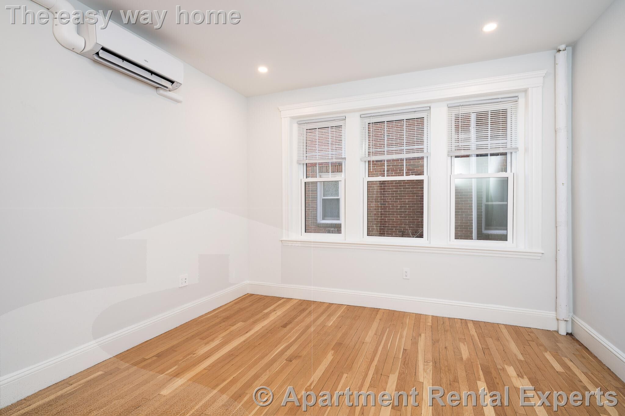 Building Photo - 18 Forest St