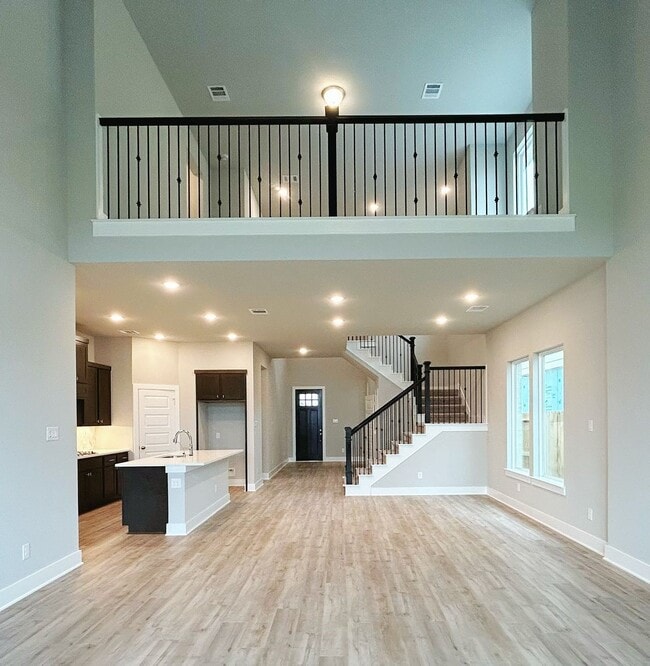 Building Photo - 29623 Burcreek Ln