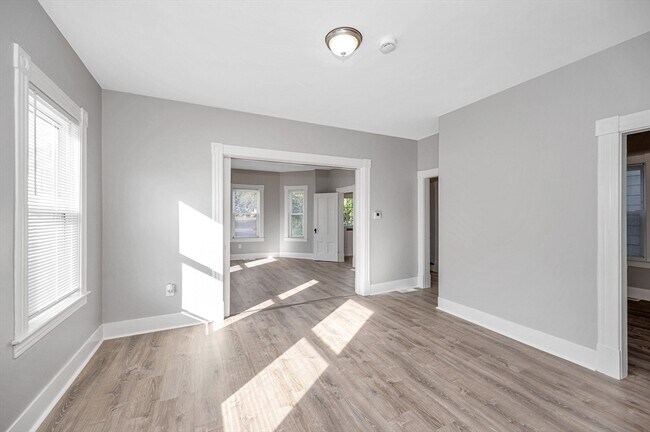 Building Photo - 62 W 3rd St