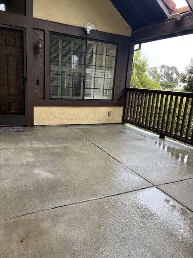 Building Photo - 14419 Outrigger Dr