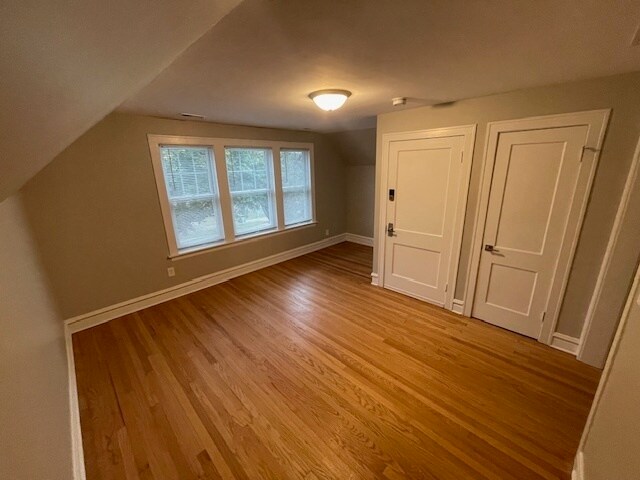 Building Photo - 204 Lathrop Ave