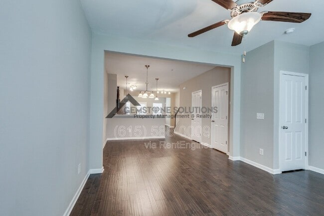 Building Photo - 6007 Dupont Cove Dr