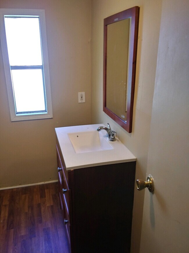 Building Photo - 1401 I-20 Frontage