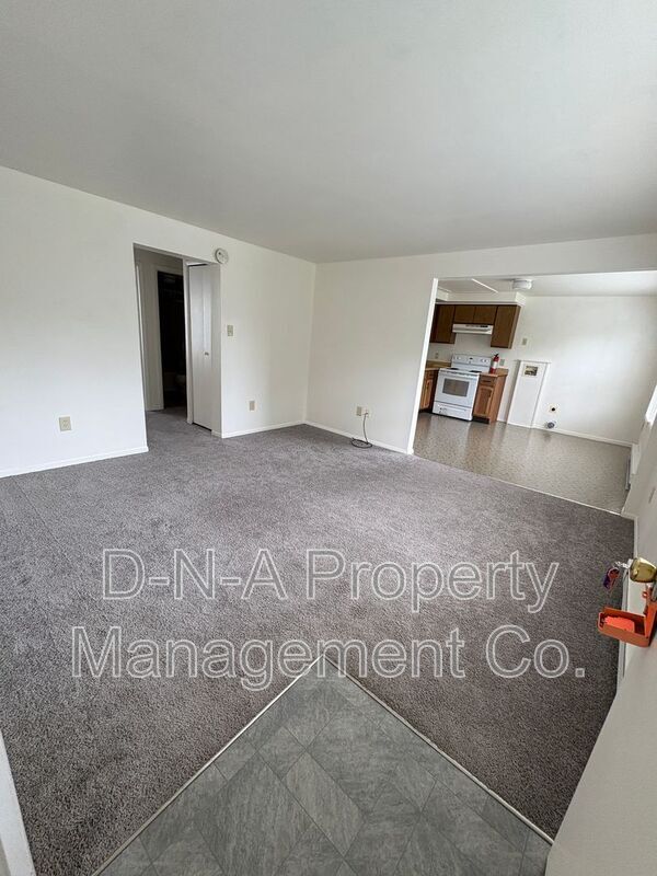 Building Photo - 111 Lenox Ave