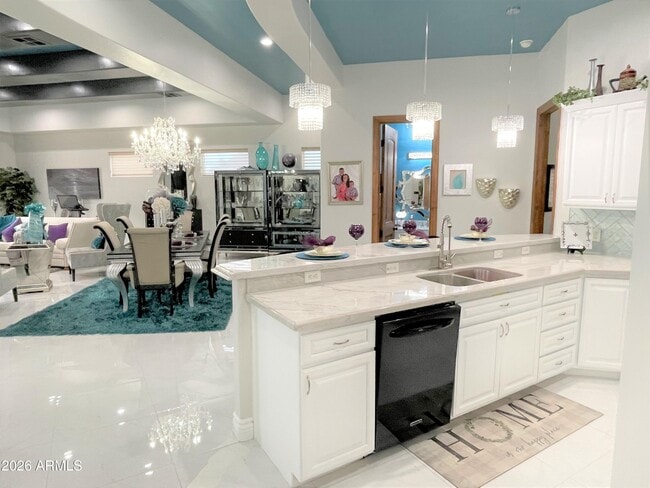 Building Photo - 9726 N 3rd Dr