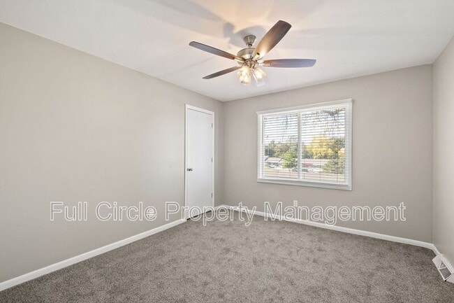 Building Photo - 1222 S 118th St