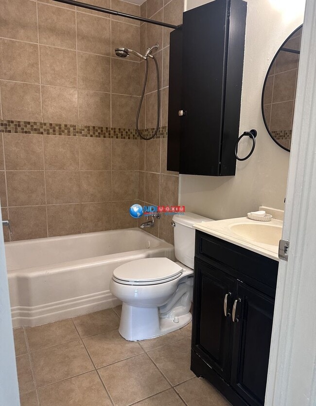 Building Photo - Great location newly RENOVATED ranch in Brookhaven