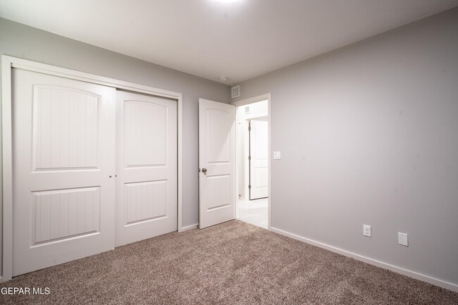 Building Photo - 720 Paseo Dulce Ave