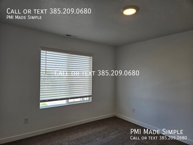 Building Photo - 866 E Sand Dollar Wy