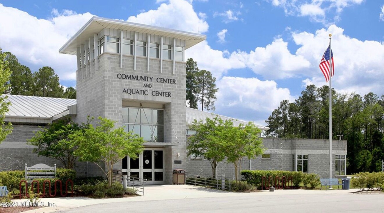Building Photo - 9909 Garrin Dr