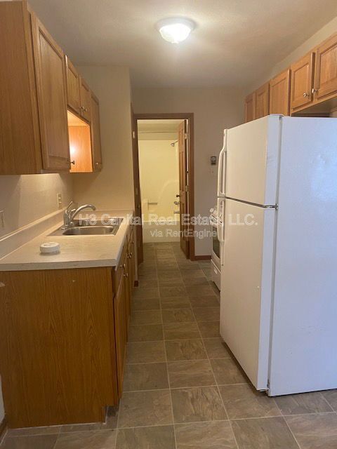 Building Photo - 1306 9th St