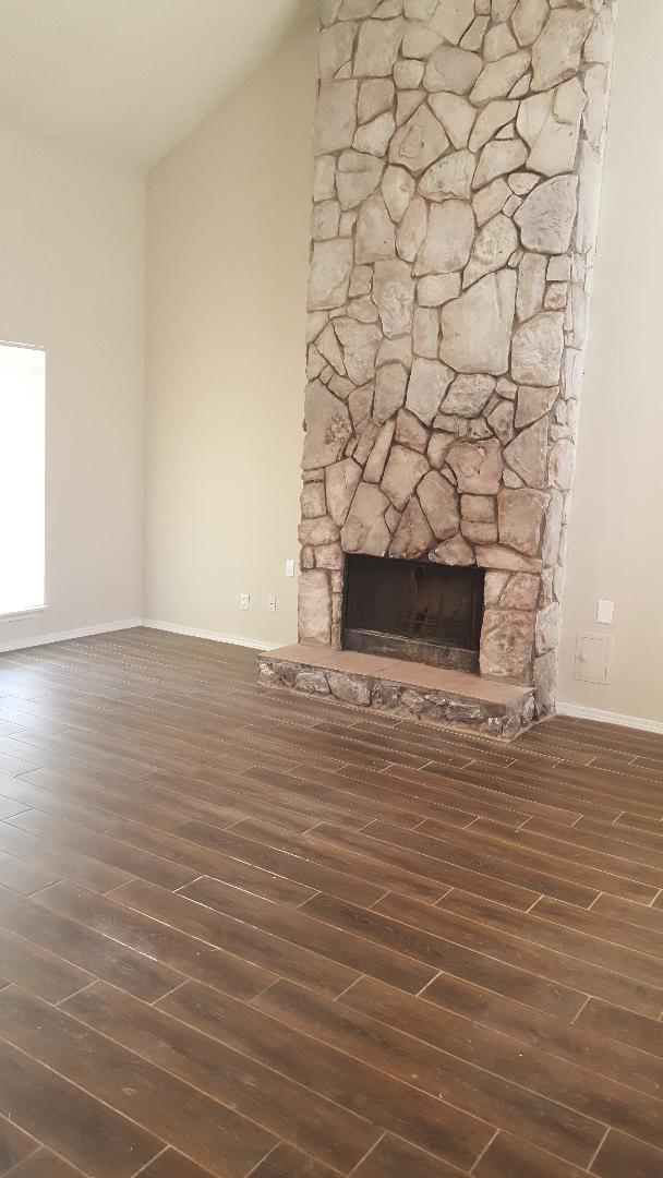 Living Room w/Fireplace - 5822 Twisted Pine Ct Unit A