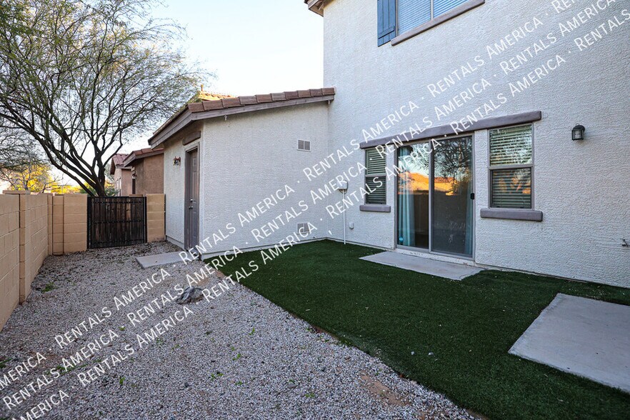 Building Photo - 22076 N 103rd Ln