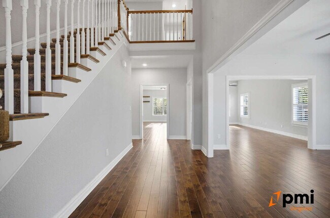 Building Photo - Stunning 5 Bedroom Waterfront Home with 2 car garage