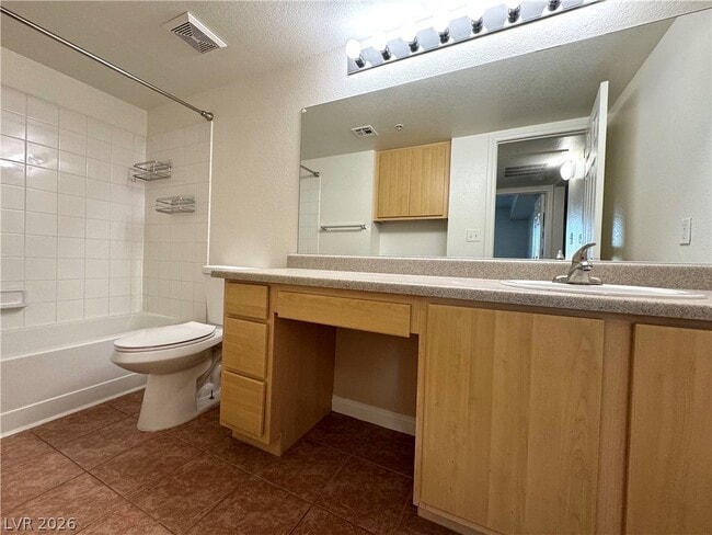 Building Photo - 6955 N Durango Dr