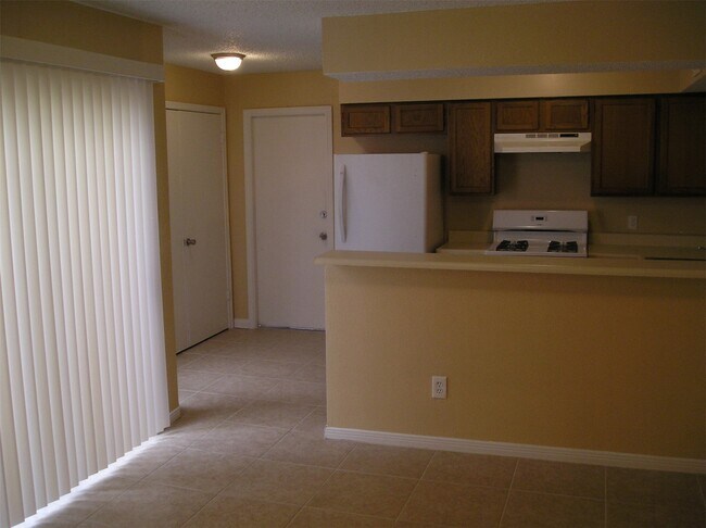 Building Photo - 5810 Twisted Pine Ct