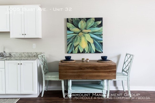Building Photo - 2 Months FREE RENT in Park Circle!