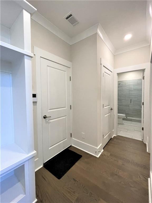 Building Photo - 892 Mayfield Rd