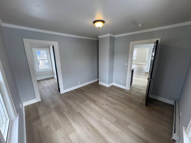 Building Photo - 287 6th St