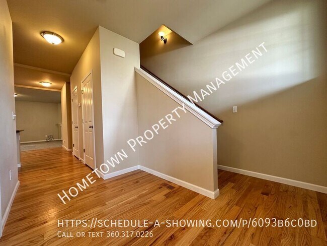 Building Photo - 4439 Fairweather St NE
