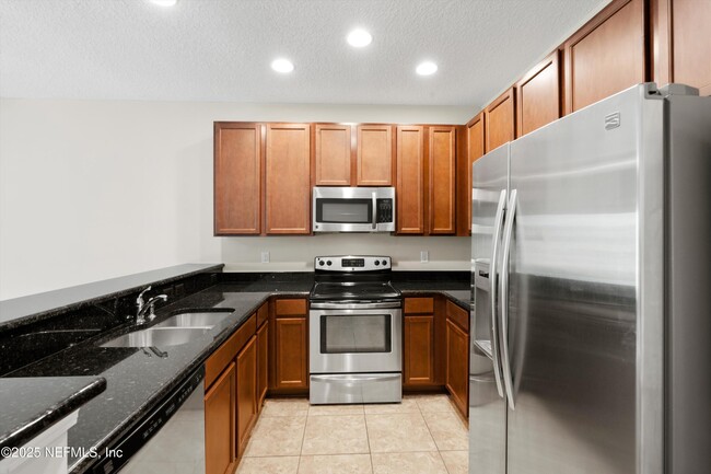 Building Photo - 13340 Ocean Mist Dr