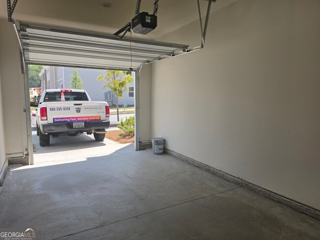 Building Photo - 43 Rydal Wy