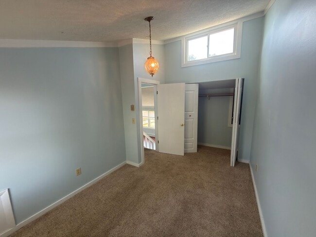 Building Photo - 7074 Hickman Cemetery Rd