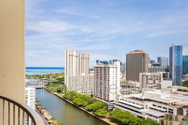 Building Photo - 1717 Ala Wai Blvd
