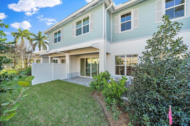 Building Photo - 4925 Pointe Midtown Way