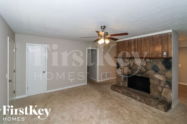 Building Photo - 3960 Watkins Way