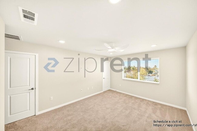 Building Photo - 9515 Hannah Wy