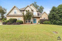 Building Photo - 300 Cheshire Dr