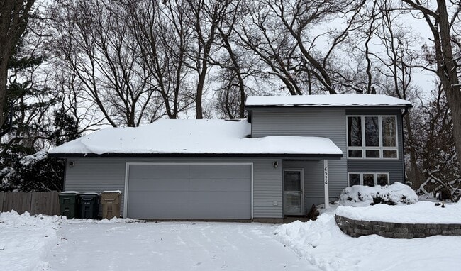 Primary Photo - 6526 Bettys Ln