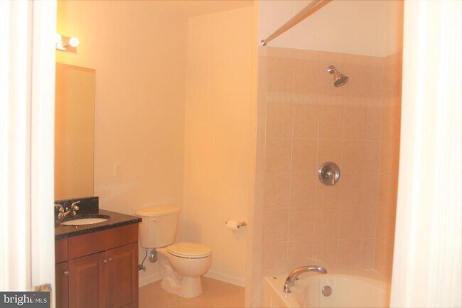 Building Photo - 611 Masterson Ct