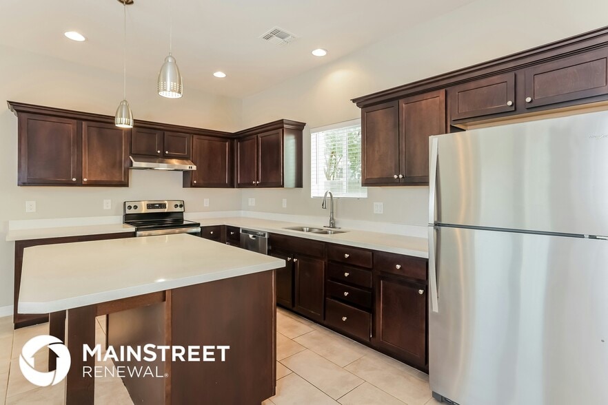 Building Photo - 2000 N 36th St