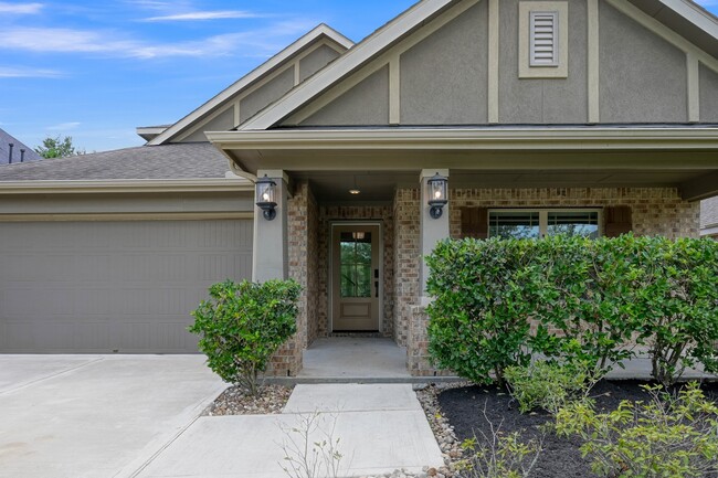Building Photo - 122 S Bearkat Ct