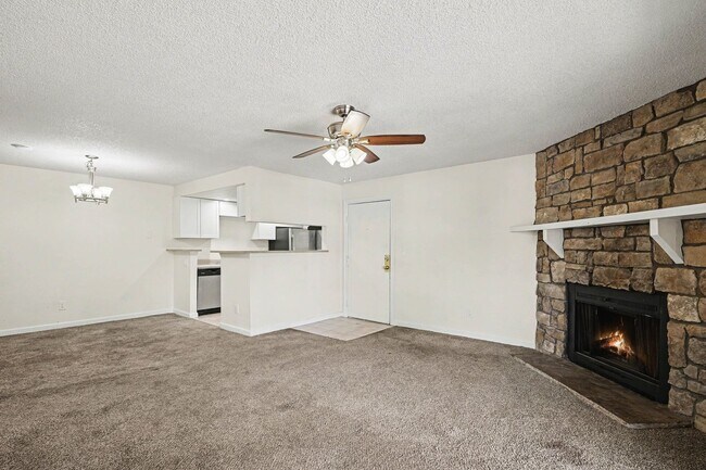 Building Photo - Your Next Home Has It All: 3 Bedrooms, 2 Baths & Double Parking!