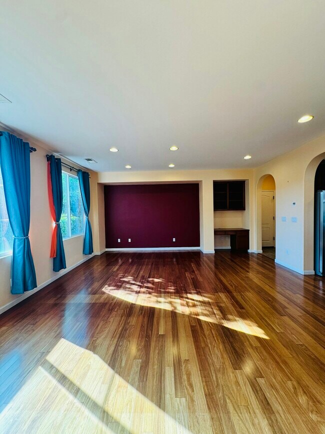 Building Photo - 1244 Cedarwood Loop