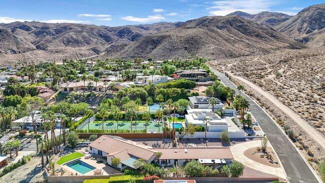 Building Photo - 39124 Channel Dr